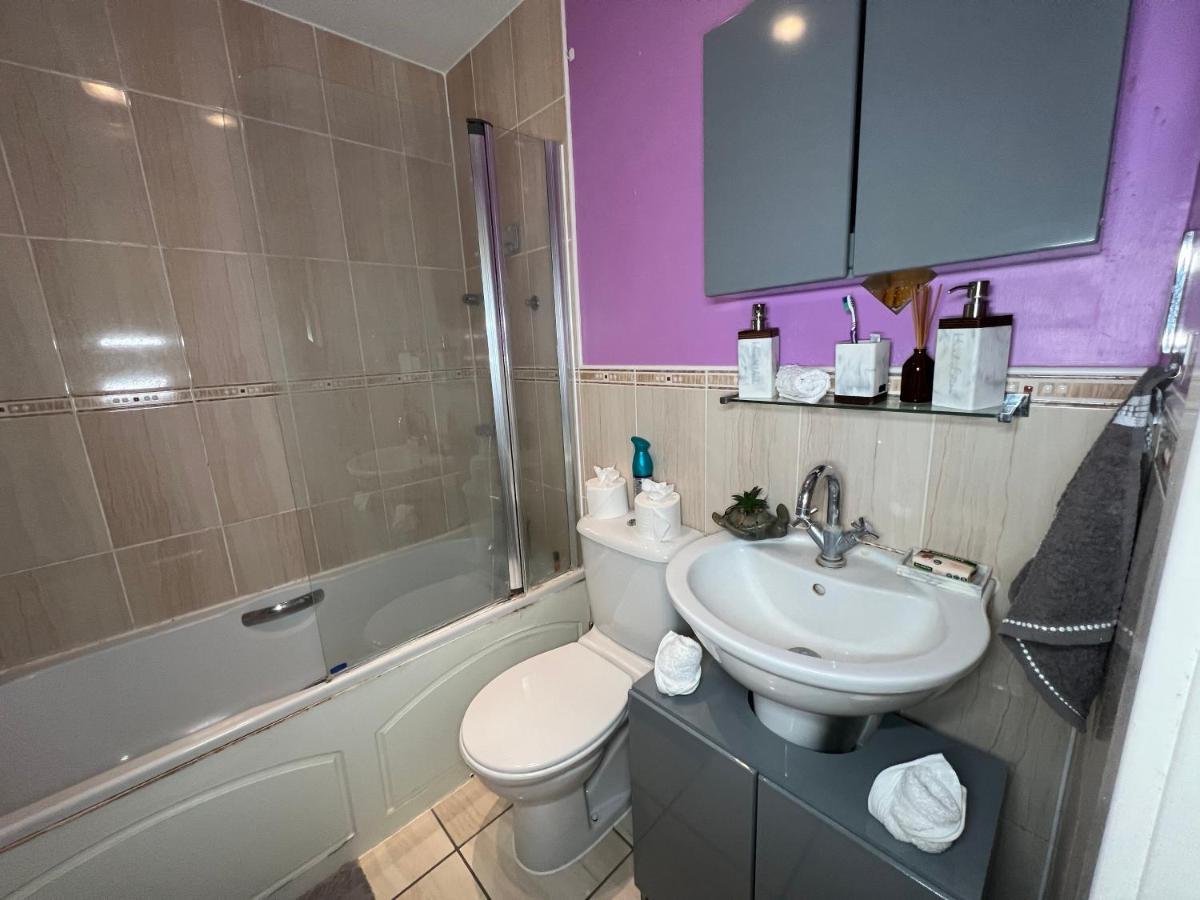 Quayside Deluxe Double Room Colchester Extérieur photo